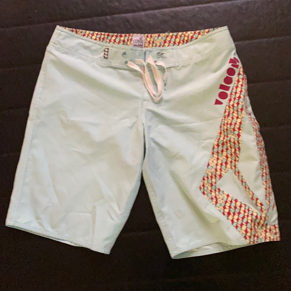 Volcom Miss Mod Boardshort Size 7 🌊